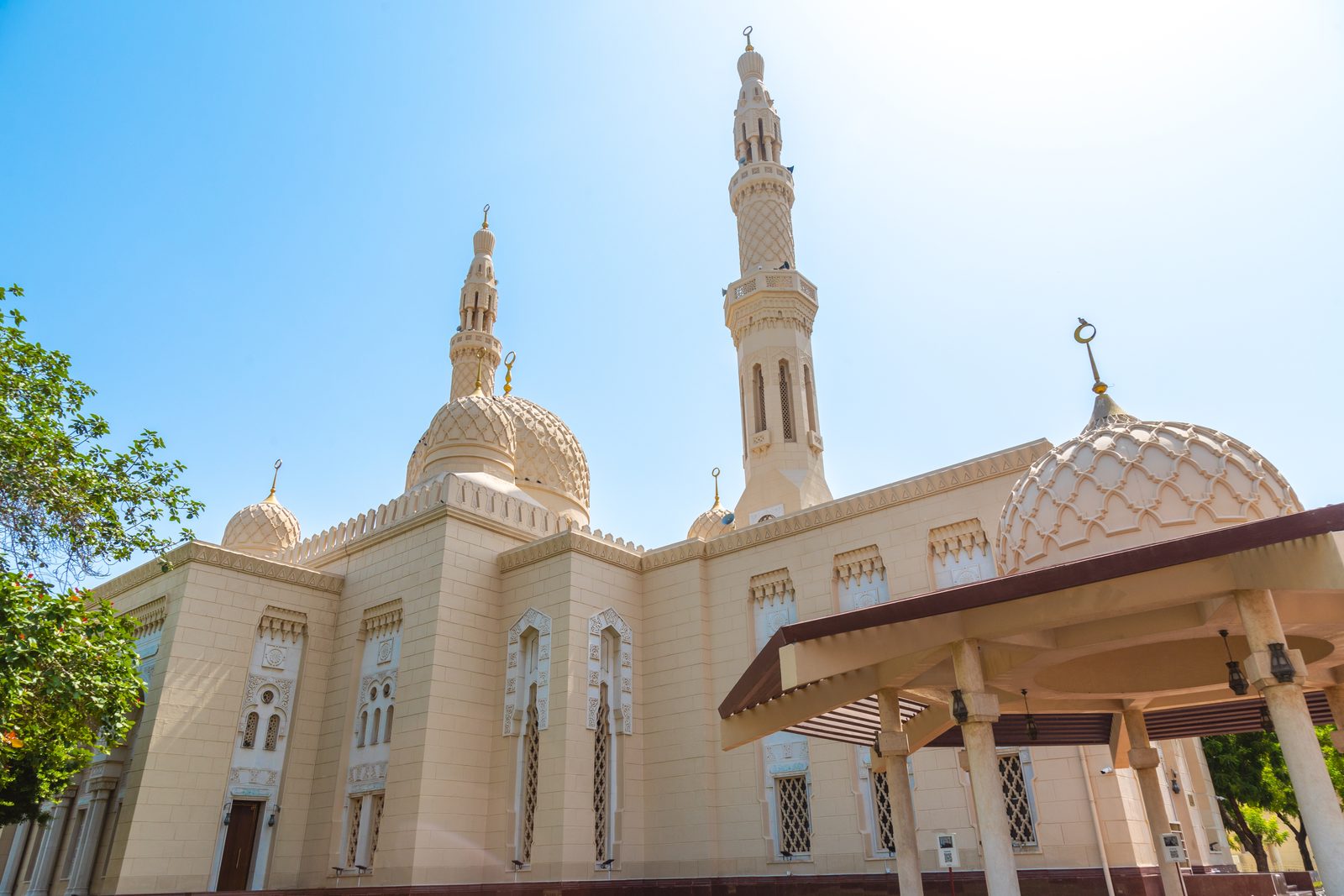 Jumeirah Mosque, Dubai, representing Islamic home finance